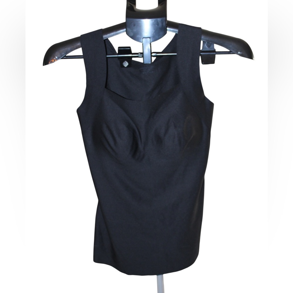 Chic Me Black Sleeveless Top Built-In Bra Removable Pads Size M